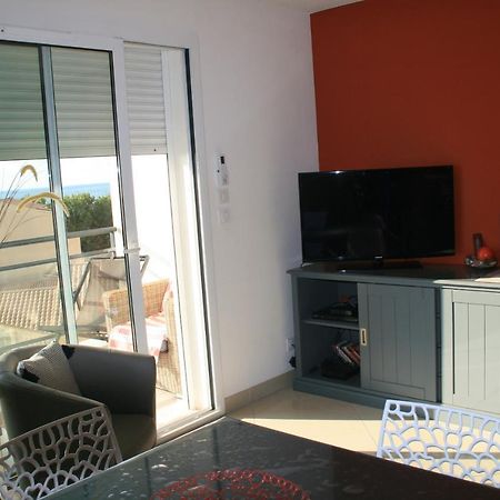 Appartement T3 vue mer 100m de la plage wifi et parking à Saint-Pierre-la-Mer  Extérieur photo